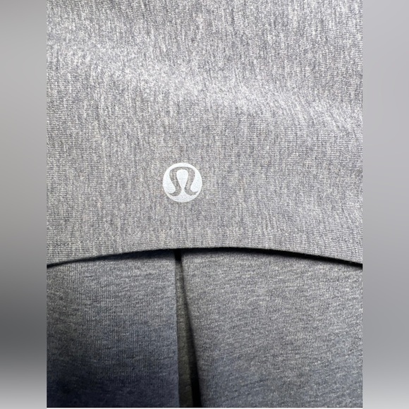 LULULEMON SWAY JACKET IN GRAY SIDE ZIPPER AND COWL NECK IN SIZE 8 - Picture 5 of 8